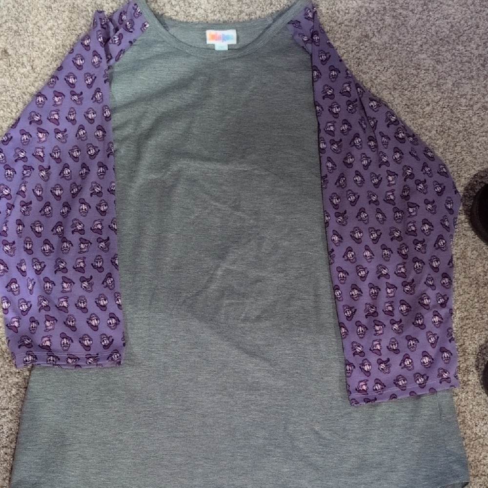 LuLaRoe Gray Top with Purple Donald Duck Pattern Sleeves